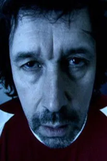 Paddy C Courtney interpreta a Sean en Fluent Dysphasia