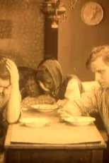 Hjalmar Bendtsen interpreta a Fabrikant Gorm en Fra mørke til lys