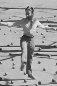 Françoise Dorléac interpreta a Herself en Françoise Dorléac à Saint-Tropez