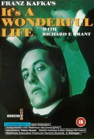 Crispin Letts interpreta a Gregor Samsa en Franz Kafka's It's a Wonderful Life