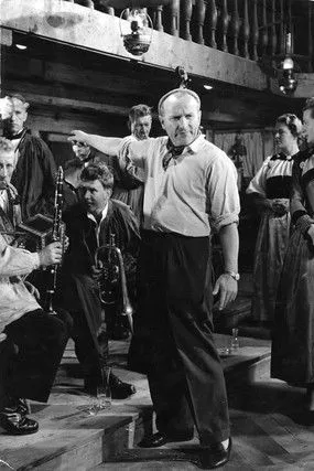 Peter Wyssbrod interpreta a Heinrich Pestalozzi en FRS - Das Kino der Nation