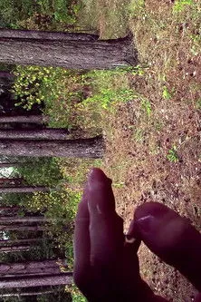 Nikita Lavretski interpreta a Himself en Getting Caught by the Rain