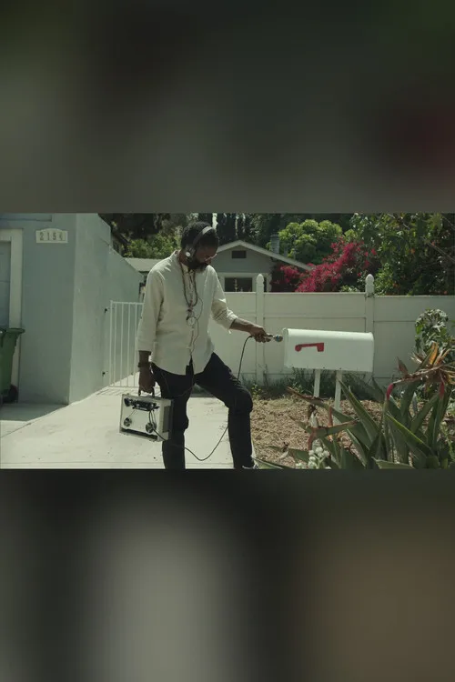 Eric D. Johnson interpreta a self en Getting In A Van Again