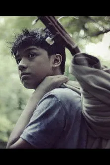 Cedrick Juan interpreta a en Gitarista