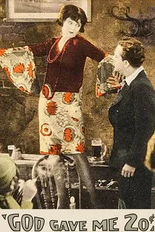 Tommy Madden interpreta a Thug en God Gave Me Twenty Cents