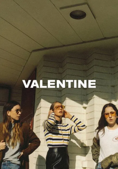 Este Haim interpreta a Self en HAIM / Valentine