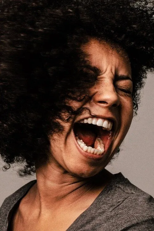 Natasha Marshall interpreta a Jazmin en Half Breed
