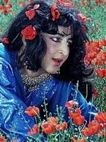 Yasamin Yarmal interpreta a en Hamas-e eshq