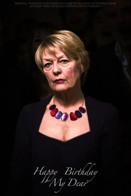 Peter McAllum interpreta a Mysterious Man en Happy Birthday My Dear