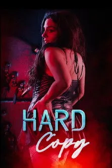 Alina Desmond interpreta a Charlotte en Hard Copy