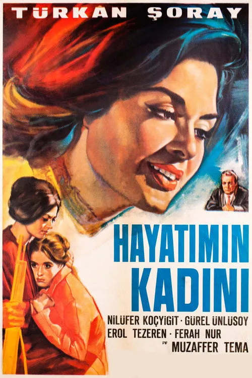 Nilüfer Koçyigit interpreta a en Hayatımın Kadını
