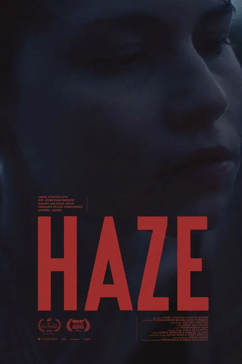 Hannah Gross interpreta a Natalie en Haze