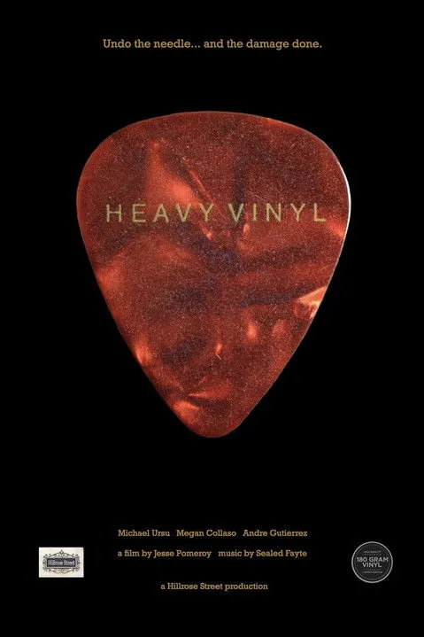 Michael Ursu interpreta a Denny en Heavy Vinyl