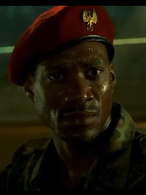 Bernard Browne interpreta a Reverend Carmine en Heritage Minutes: Dextraze in the Congo