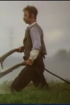 Aidan Devine interpreta a Man en Heritage Minutes: Soddie