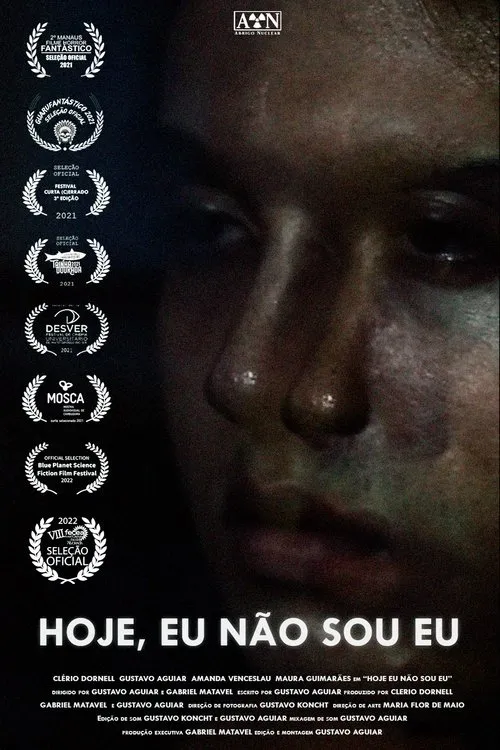 Gustavo Aguiar interpreta a Filipe en Hoje, Eu Não Sou Eu