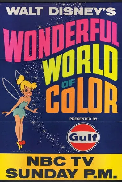 Pat Nixon interpreta a Self en Holiday Time at Disneyland