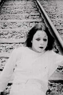 Emma Cohen interpreta a en Hortensia/Béance