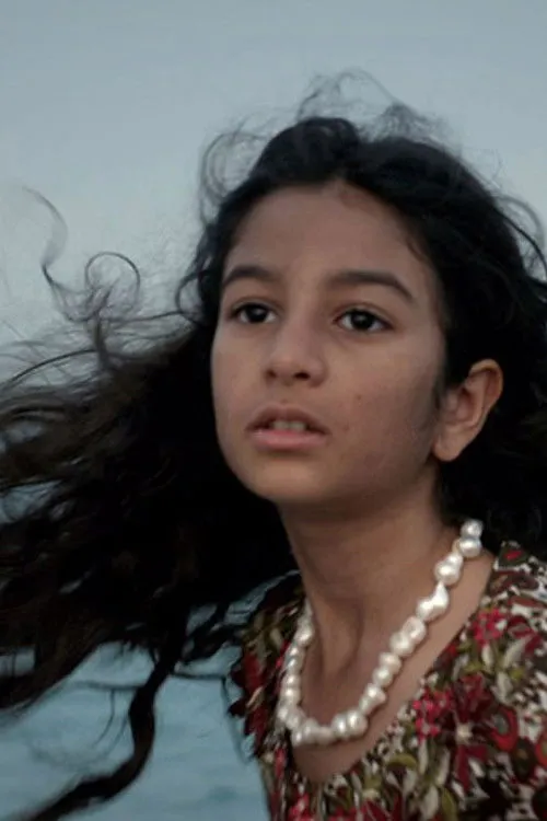 Basima Hajjar interpreta a Hanan en Houreya wa ain