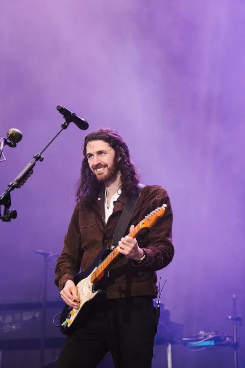 Hozier interpreta a Hozier en Hozier - Live at Lollapalooza Brazil 2024