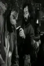 John Batstone interpreta a William Hunt en Hunt's Duffer