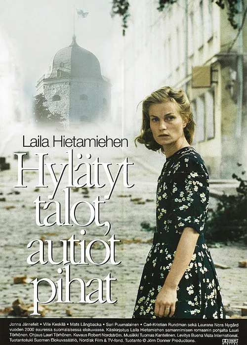 Maria Järvenhelmi interpreta a Leena en Hylätyt talot, autiot pihat