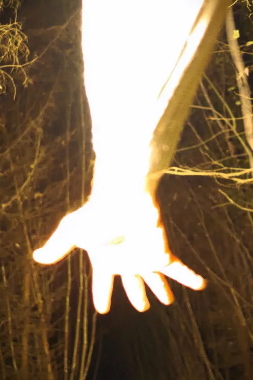 Klemensas Kozlovas interpreta a You en I am nothing