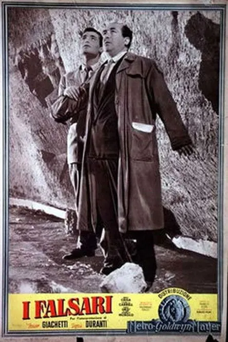 Roberto Murolo interpreta a Cantante en I falsari