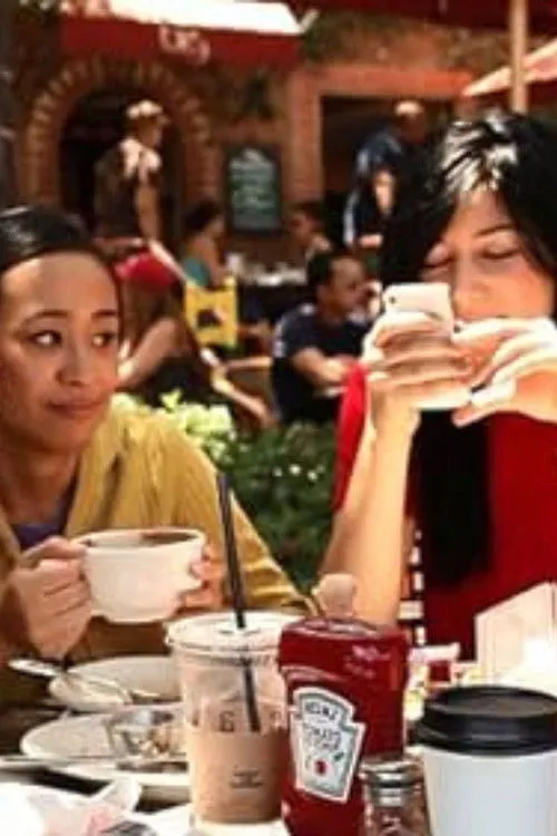 Charlene deGuzman interpreta a Char en I Forgot My Phone