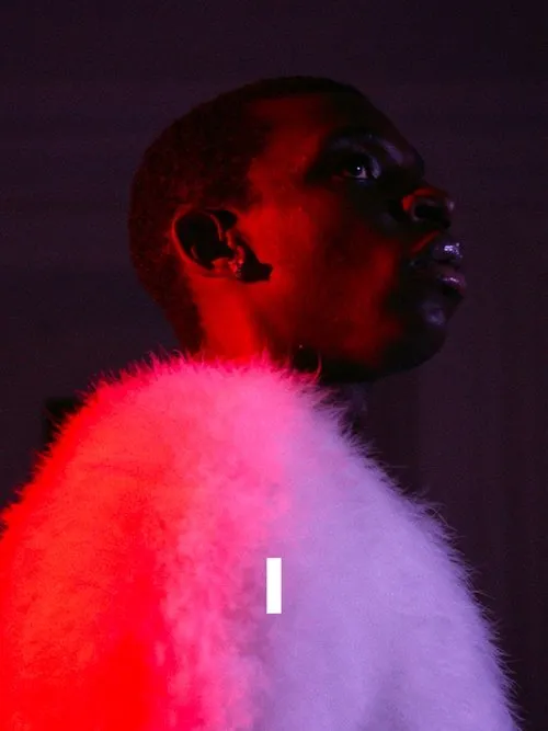 Elena El Ghaoui interpreta a en I (ONE)