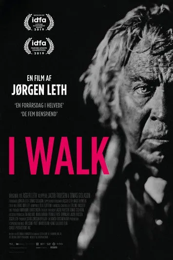 Jørgen Leth interpreta a himself en I Walk