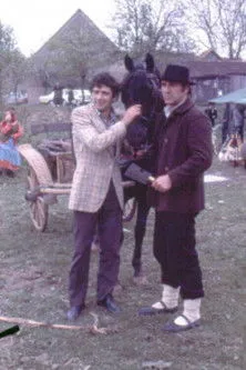 Ljiljana Peroš interpreta a en Idi tamo gde te ne poznaju