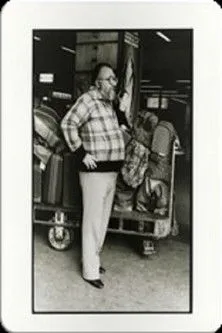 Jean Gili interpreta a Self en Il était une fois Sergio Leone