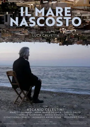 Anna Maria De Luca interpreta a  en Il mare nascosto