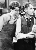 Al Herman interpreta a Moe (uncredited) en Important News