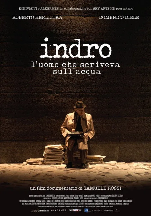 Domenico Diele interpreta a Indro Montanelli (giovane) en Indro - L'uomo che scriveva sull'acqua
