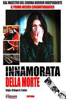 Eliza Ryciak interpreta a Sara en Innamorata della morte
