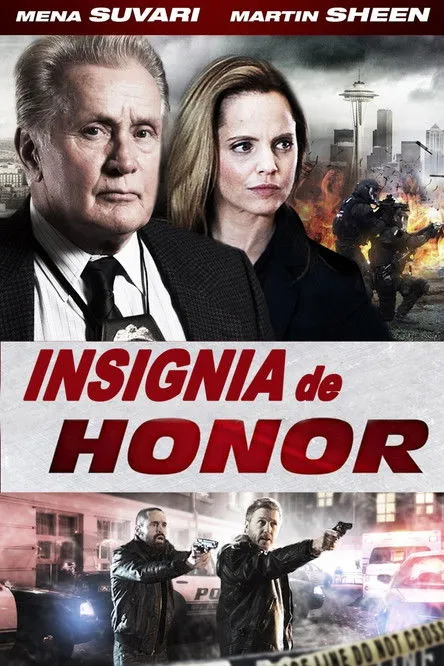 Mena Suvari interpreta a Jessica Dawson en Insignia de honor