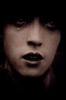 Bradley Barker interpreta a Dr. Crabtree en Insinuation