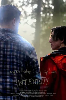 Owen Bishop interpreta a en Intentsity