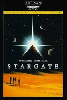 Erich von Däniken interpreta a Himself - Author, Chariots of the Gods en Is There a Stargate?