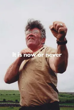 Austin Deely interpreta a Self en It's Now or Never