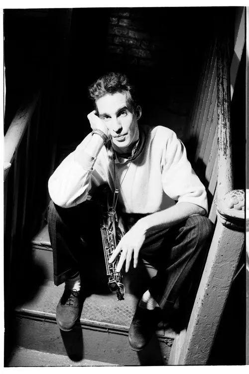 John Lurie interpreta a Self en John Lurie: A Lounge Lizard Alone
