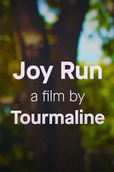 Chase Strangio interpreta a Himself en Joy Run