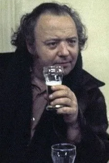 Lucy Newman-Williams interpreta a Vera en Joyeux Noel