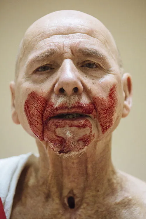 Daniel Pettrow interpreta a en Julius Caesar. Spared Parts.