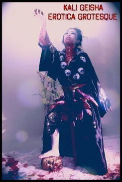 Frank Otis interpreta a Joker/Black en Kali Geisha Erotica Grotesque