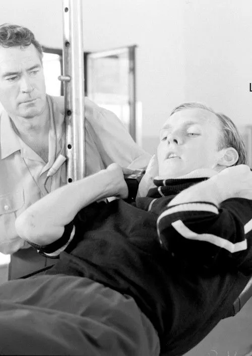 Edgars Girgensons interpreta a en Karalienes bruņinieks