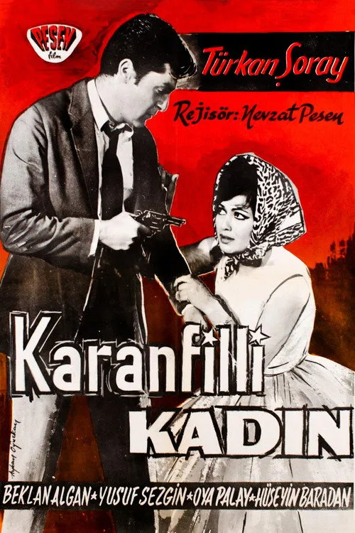 Beklan Algan interpreta a  en Karanfilli Kadın