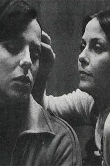 Hrönn Steingrímsdóttir interpreta a en Keramik